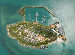 The Riahi Residences at Nirup Island - 0