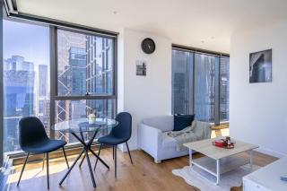 lvl36 High-rise 1BR condo CBD Panoramic City View - 7