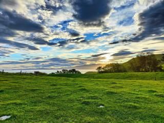 3BR | Decks | Wi-Fi | Quiet | Modern - 1