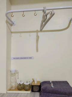 Omber Inn - - 4