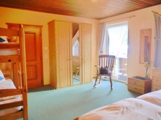Spacious Apartment in HausBellevue with Balcony and Panoramic Mountain Aspect - Sankt Michael im Lungau - 7