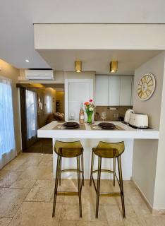 Studio climatisé, terrasse, parking privé, 50m de la plage - Saint-Tropez - 6