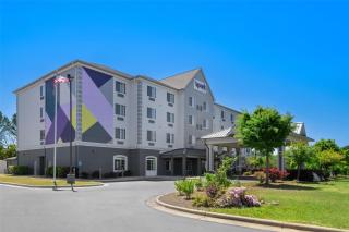 Spark by Hilton Homewood Birmingham - 0