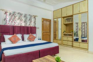 The Party house I Stags Allowed I Party I Enjoy I BBQ I Music I lawn - Kasauli - 7