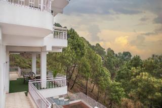 The Party house I Stags Allowed I Party I Enjoy I BBQ I Music I lawn - Kasauli - 5