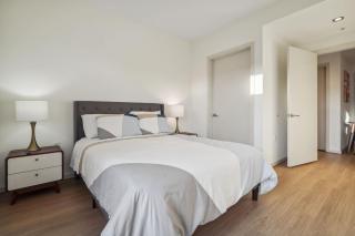 Dream 2bd Getaway in the Heart of Hollywood - Los Angeles - 9
