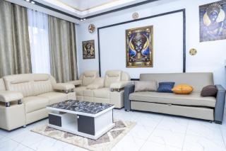 Cozy Luxe 2 Bedroom 2 Bath Apartment with Balcony BBB NATION OASIS KIGALI - Kigali - 8