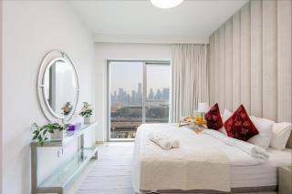 Livbnb Suites - Lavish 2BR w/ Burj Khalifa Views & Near Dubai Mall - Dubai - 6