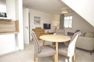 Rex Rugia FeWo12-8 mit Schwimmbad und Saunanutzung im AHOI-Erlebnisbad Sellin - Lobbe - 1