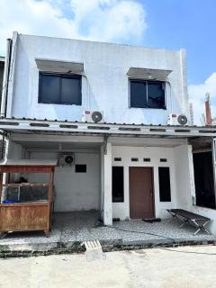 Hotel O Mamanu Sukadamai Residence - 9