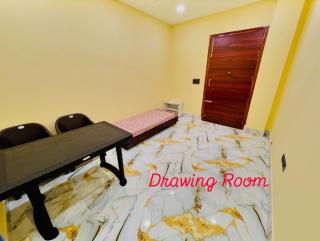 J P Home Stay - Jāmb - 6