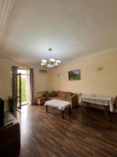 Cozy apartment on Saryan Street - Ereván - 3