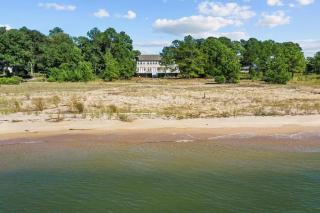 Huge Private Beach, 4 Bedrooms - White Stone - 9