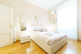 Intrho Vintage Central Flat - Milan - 5