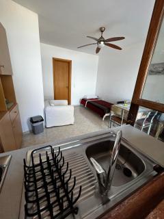 Studio by the Sea - - 2