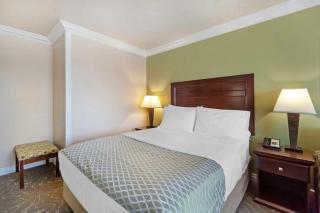 Best Western PLUS Mirage Hotel and Resort - 0