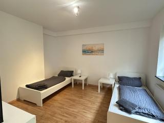 Unterkunft bei Lübeck - Zentral an der A1 - Parkplatz - Terrasse - Reinfeld (Holstein) - 7