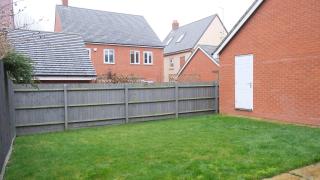 Spacious 4 Bedroom Home with Garden in Bedford - Bedford - 7