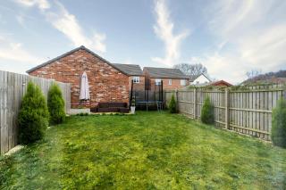 Charming 3 Bedroom Home with Garden near Doncaster - Doncaster - 6