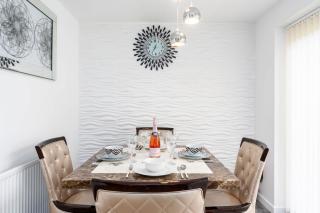 Charming 3 Bedroom Home with Garden near Doncaster - Doncaster - 1