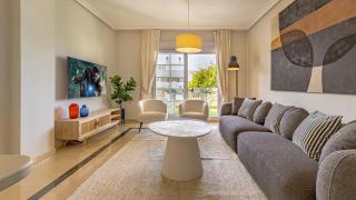 VACATION MARBELLA I Puente Romano Modern Flat, Best location in town, Walk to the beach, Parking and Swimming Pool - Marbella - 0