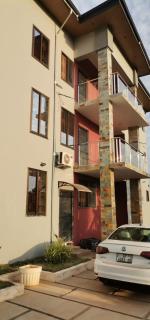 OMNI LUXURIOUS Apartments - Kumasi - 1