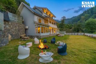 StayVista at Riverside Symphony -5BR Villa in Manali with Valley view, Bonfire, BBQ, WiFi - 0