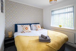 Modern and Spacious 3 Bedroom Home in St Helens - Burtonwood - 7