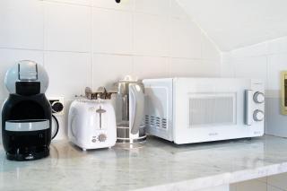 Airport & Sea, Large Music-Themed Apartment - Genova - 1