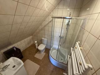 Apartament z tarasem i widokiem na las -  - 6