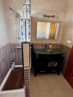 Best area in town, 300m to sea, pool, greenery yard - 1