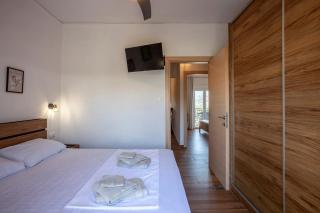 Sunkissed beachfront holiday home - Skála Foúrkas - 5