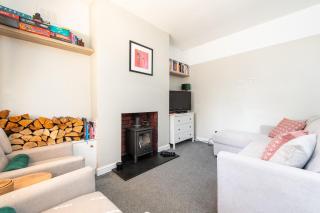 Central 2 BR Cosy House - Rugby - 8
