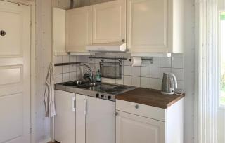 1 Bedroom Cozy Home In Färjestaden - 5