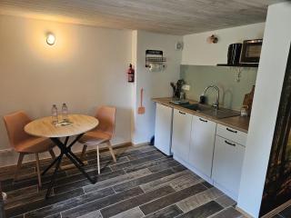 La Maison Rose - Bertignat - 2