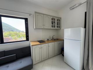 MountainHouse - - 2