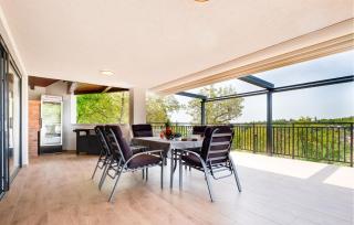 Awesome Home In Zagreb With Sauna - 3