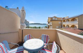 2 Bedroom Beautiful Apartment In Vodice - Vodice - 0