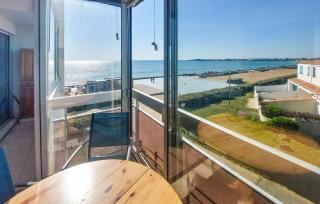 Cozy Apartment In Saint Gilles Croix De - - 4
