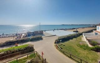 Cozy Apartment In Saint Gilles Croix De - - 3