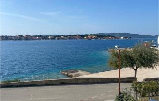 2 Bedroom Nice Apartment In Brodarica - Brodarica - 0