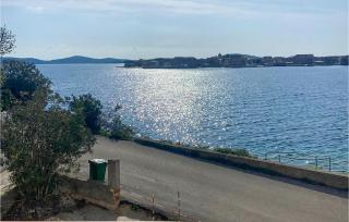 2 Bedroom Nice Apartment In Brodarica - Brodarica - 3