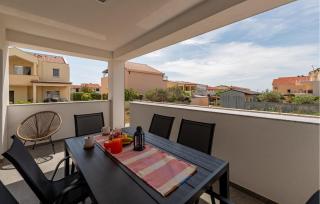 Lovely Apartment In Povljana With Wifi - Povljana - 0