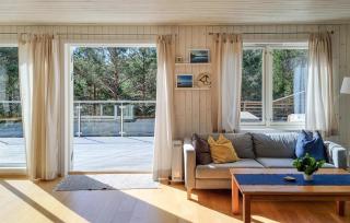 Pet Friendly Home In Risør - Risør - 4