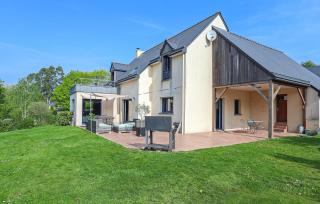 Nice Home In Montreuil-Sous-Pérouse - - 0