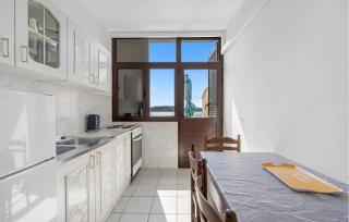 2 Bedroom Stunning Apartment In Vodice - Vodice - 8