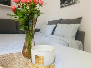 Escape in photos in top centre apartment - Sofia - 0