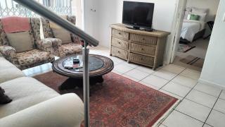 Cosy Well-lit Sandton en-suites apartment - Joanesburgo - 3