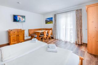 Hotel Garni Nuss - Grainau - 5