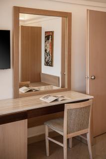 Porto Platanias Beach Resort & Spa - 3